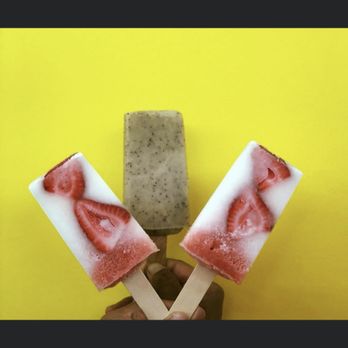 Mi Guanajuato - Water based burracha fruit ice pop ( middle ) milk based creme and strawberry pop. - Desserts Near Me - Gallatin, Tennessee Mi Guanajuato - Water based burracha fruit ice pop ( middle ) milk based creme and strawberry pop. - Desserts Near Me - Gallatin, Tennessee
