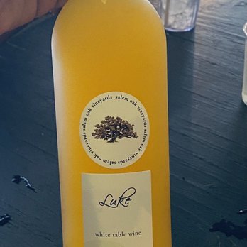 Salem Oak Vineyards - Mango mimosa - Wineries Near Me - Pedricktown, New Jersey