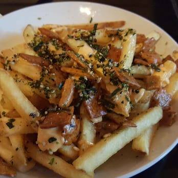 Three's Bar & Grill - Asian Fusion Near Me - Kihei, Hawaii