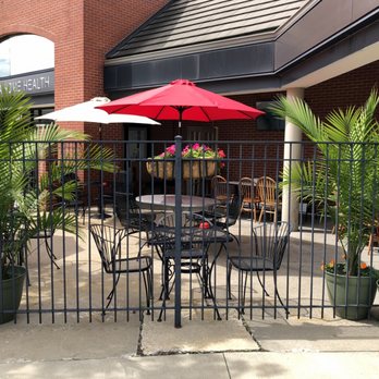 Conroy's Public House - Patio Area - Irish Near Me - Leawood, Kansas