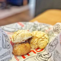Loaded Cafe - Complimentary conchas | IG @moniquedao