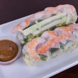 Ong's Kitchen - Fresh spring rolls served with peanut hoisin