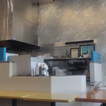 MaDee Thai Kitchen - Interior - Thai Near Me - Costa Mesa, California