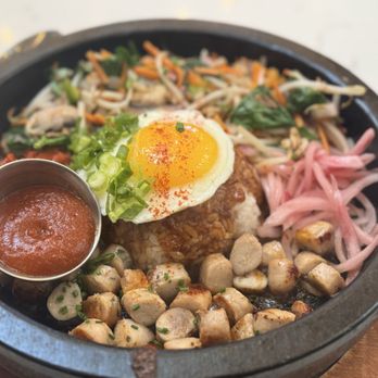 Sweet Maple - Sizzling pot with chicken mango sausage - New American Near Me - Walnut Creek, California Sweet Maple - Sizzling pot with chicken mango sausage - New American Near Me - Walnut Creek, California