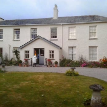 The Old Vicarage - At the front of the house - Guest Houses Near Me - Mullion, ABE