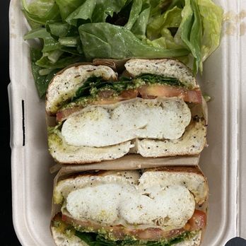 Kakaako Cafe - Egg White Pesto Sandwich - Coffee & Tea Near Me - Honolulu, Hawaii