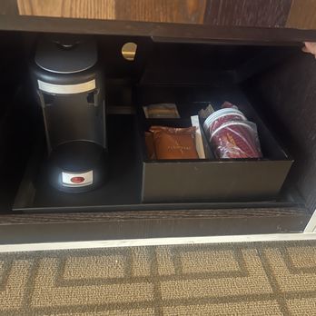 Renaissance Austin Hotel - Hotels Near Me - Austin, Texas