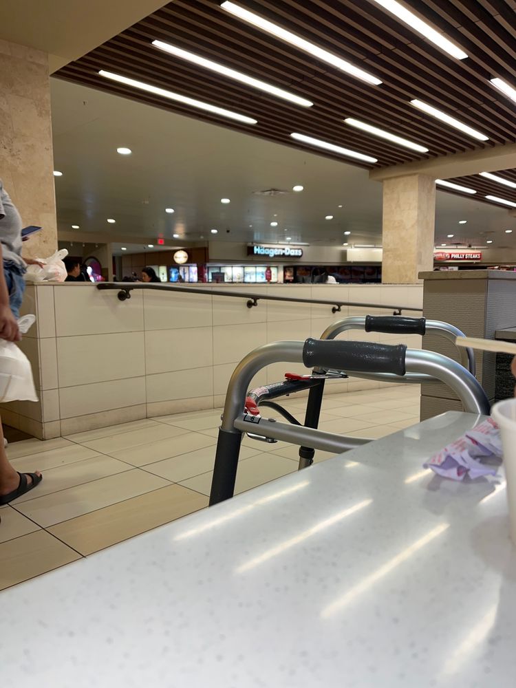 ALA MOANA ADVANCED EYE CLINIC, Honolulu, Hawaii 1441 Kapiolani Blvd