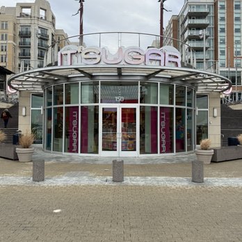 IT'SUGAR - Candy Stores Near Me - National Harbor, Maryland