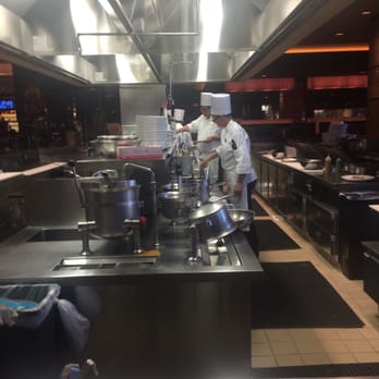 Marinelli's Authentic Italian Cuisine - Sit at the bar and watch the chefs cook. - Italian Near Me - Henderson, Nevada Marinelli's Authentic Italian Cuisine - Sit at the bar and watch the chefs cook. - Italian Near Me - Henderson, Nevada