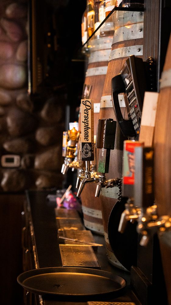 pub image