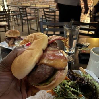 The Feve - Avocado Bacon Burger ($15.50) -- Wednesday evening, 11 June 2025 - Bars Near Me - Oberlin, Ohio The Feve - Avocado Bacon Burger ($15.50) -- Wednesday evening, 11 June 2025 - Bars Near Me - Oberlin, Ohio