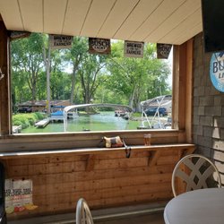 Shingle Shack Restaurant - View from back deck, boats coming in