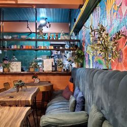 Cosmic - Cute and cozy interior