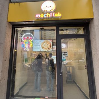 Mochi Lab - Outside - Desserts Near Me - Toronto, Ontario