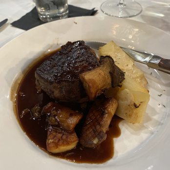 The Vine House - My gorgeous filet mignon with trumpet mushrooms and a glaze/sauce that was do die for! - Wine Bars Near Me - Ripon, California The Vine House - My gorgeous filet mignon with trumpet mushrooms and a glaze/sauce that was do die for! - Wine Bars Near Me - Ripon, California