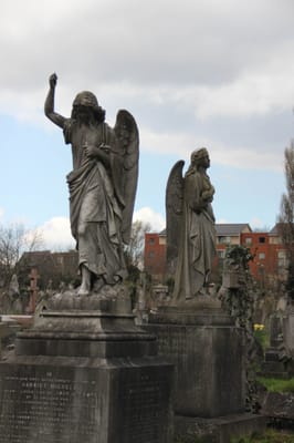 Kensal Green Cemetery by null