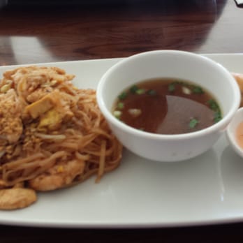 Thai New West - Pad thai - Thai Near Me - New Westminster, British Columbia Thai New West - Pad thai - Thai Near Me - New Westminster, British Columbia