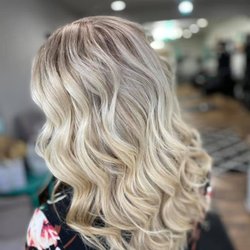 Bella Bella Salon & Suites