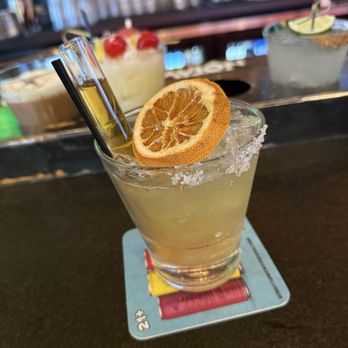 The Owl Bar  - The 1805 - Pizza Near Me - Frisco, Texas