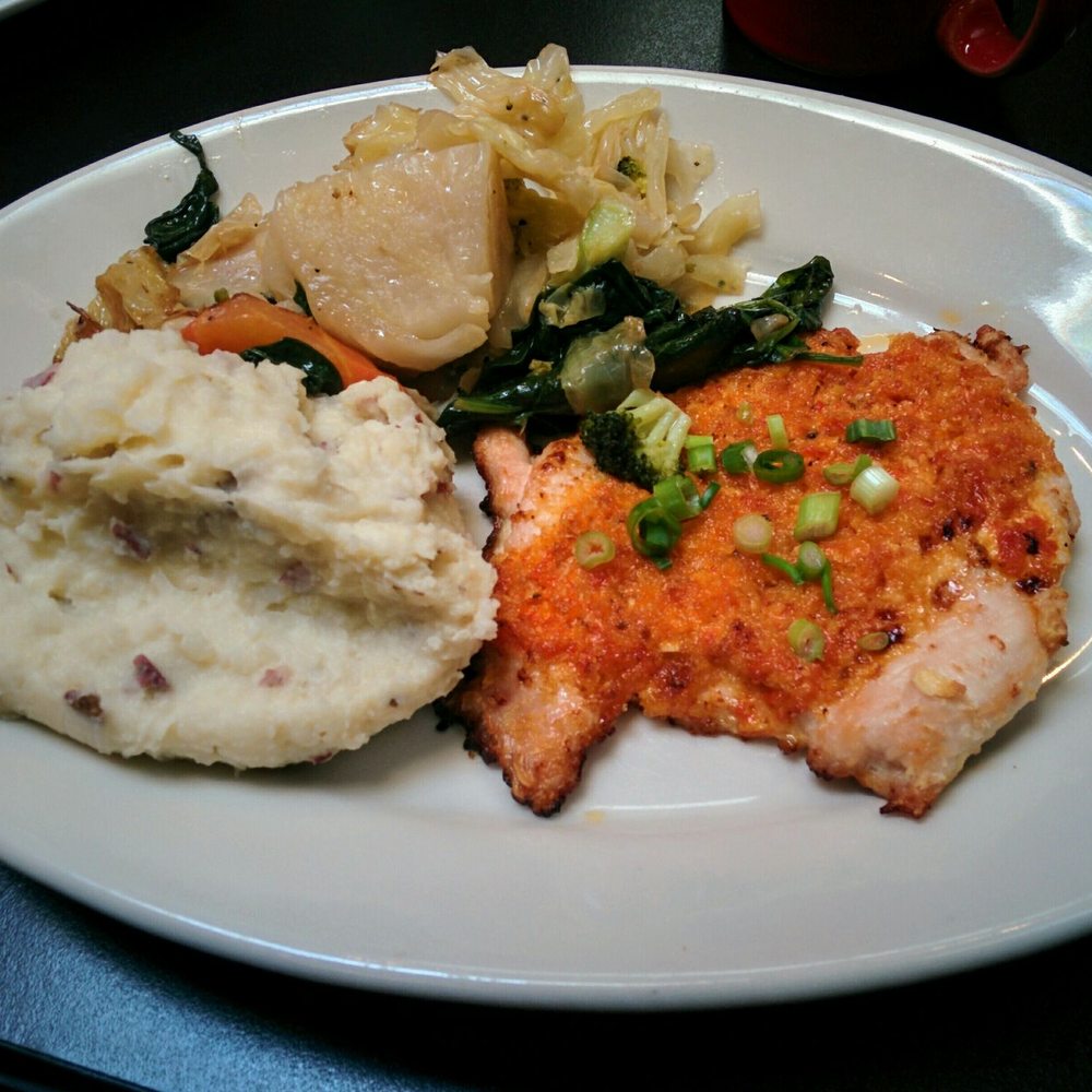 Finn's Irish Pub - Chicken Kildare - Gastropubs Near Me - Ellsworth, Maine Finn's Irish Pub - Chicken Kildare - Gastropubs Near Me - Ellsworth, Maine
