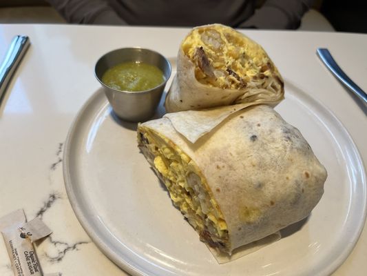 Trade Restaurant & Lounge by null