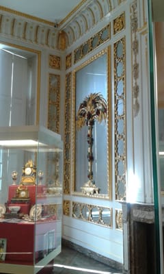 Le Grand Curtius Museum by null