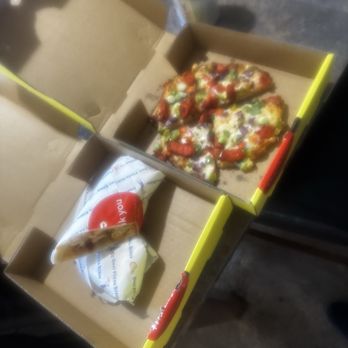Desi Pizza Bites - Order revealed!! - Pizza Near Me - Fresno, California