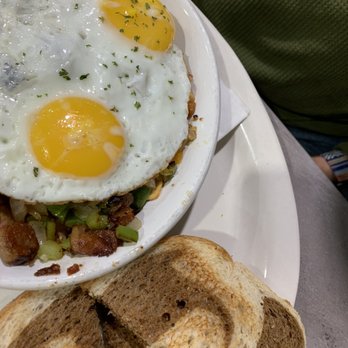 Jonny Cakes Cafe - Troy skillet with rye toast - Breakfast & Brunch Near Me - Canton, Michigan Jonny Cakes Cafe - Troy skillet with rye toast - Breakfast & Brunch Near Me - Canton, Michigan