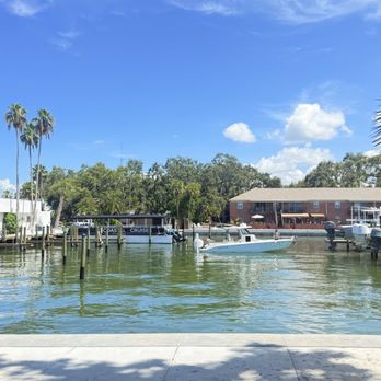 SkyBeach Resort - Hotels Near Me - St. Petersburg, Florida