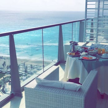 Secrets The Vine Cancun - Room service - Hotels Near Me - Cancún, ROO Secrets The Vine Cancun - Room service - Hotels Near Me - Cancún, ROO