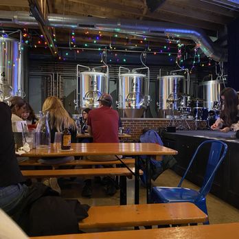 Double Clutch Brewing - Breweries Near Me - Evanston, Illinois Double Clutch Brewing - Breweries Near Me - Evanston, Illinois