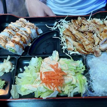 Quick Sushi - Santa Rosa - Bento box with chicken teriyaki, white rice, salad, and spicy California roll. - Sushi Bars Near Me - Santa Rosa, California Quick Sushi - Santa Rosa - Bento box with chicken teriyaki, white rice, salad, and spicy California roll. - Sushi Bars Near Me - Santa Rosa, California