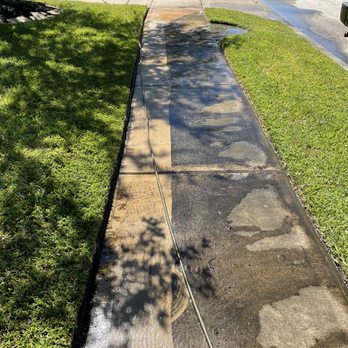 Dirt 2 Diamonds Pressure wash - The difference is crazy - Pressure Washers Near Me Dirt 2 Diamonds Pressure wash - The difference is crazy - Pressure Washers Near Me