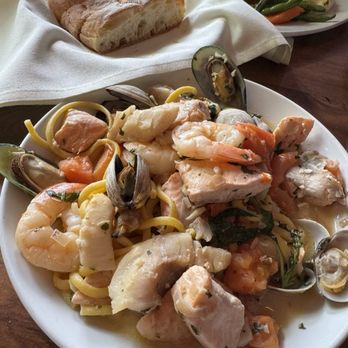 Catch - Frutti di Mare - Seafood Near Me - Carmel, California Catch - Frutti di Mare - Seafood Near Me - Carmel, California