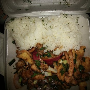 Chicken Rico - Pollo Saltado ( Chicken stirfry) - Peruvian Near Me - Dundalk, Maryland
