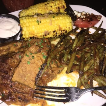 Mom's Kitchen & Bar - Bars Near Me - Astoria, New York Mom's Kitchen & Bar - Bars Near Me - Astoria, New York