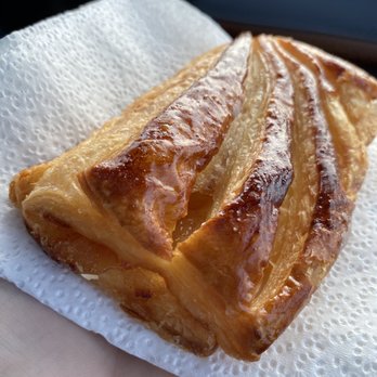 Tous Les Jours - Apple pastry - Bakeries Near Me - Beaverton, Oregon Tous Les Jours - Apple pastry - Bakeries Near Me - Beaverton, Oregon