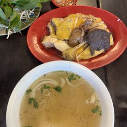 Pho Ga Thanh Thanh - Pho with half chicken