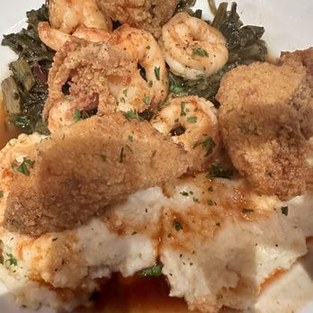 The Southern Kitchen & Bar - Chicken n' Grits - Southern Near Me - Birmingham, Alabama The Southern Kitchen & Bar - Chicken n' Grits - Southern Near Me - Birmingham, Alabama