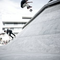 StreetDome - 1 Diego Fiorese - frontside flip - photo redbull contentpool