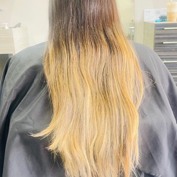 Beez Beauty Bar - Hair Salons Near Me - Diamond Bar, California