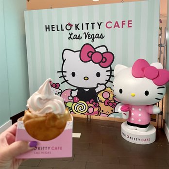 Hello Kitty Cafe - Love the taiyaki waffle cone - Themed Cafes Near Me - Las Vegas, Nevada