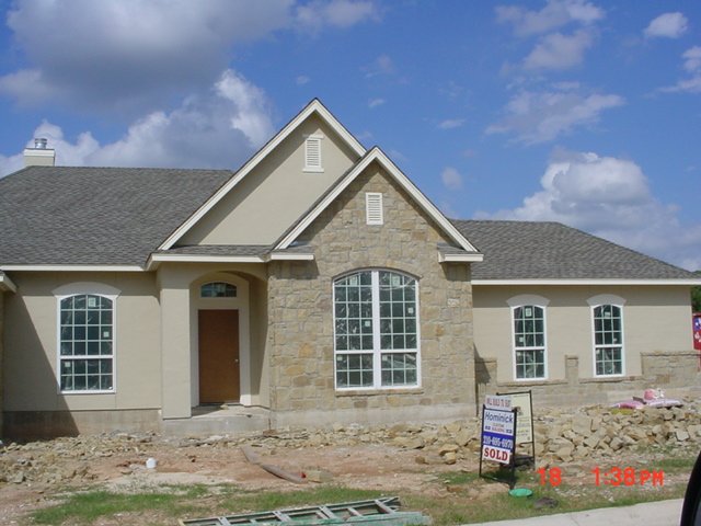 Slide of Jr Guerrero Roofing