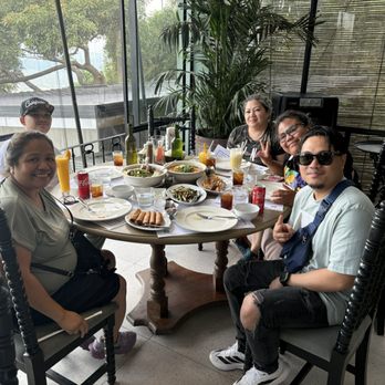Balay Dako - Lunch w the family - Filipino Near Me - Tagaytay, CAV Balay Dako - Lunch w the family - Filipino Near Me - Tagaytay, CAV