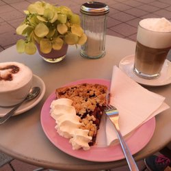 Schiffstrasse 4 - Pflaumenkuchen, sehr lecker!
