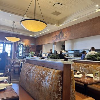 Brio Italian Grille - Main room - Italian Near Me - Orlando, Florida Brio Italian Grille - Main room - Italian Near Me - Orlando, Florida