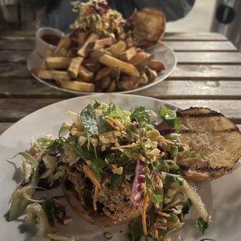 Bossie's Kitchen - Wine Bars Near Me - Santa Barbara, California