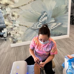 Paris Nail Salon - Pedicure time