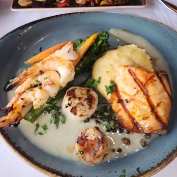 Skates On The Bay - Seafood Trio - Seafood Near Me - Berkeley, California